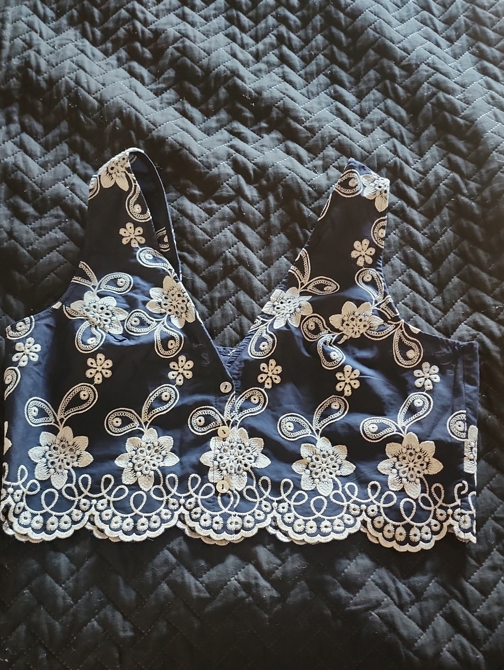 SHEIN Navy Blue Cropped Camisole with White Floral Embroidery